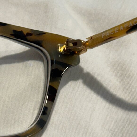 Face a Face Eyeglass Frame Shiso 1 Col 2135 Cat Eye Shape Black Light Tortoise - Picture 10 of 16